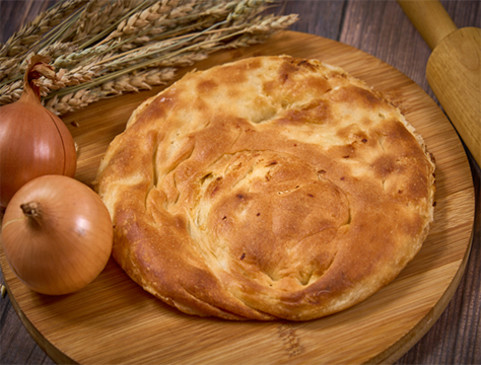 Луковая лепешка